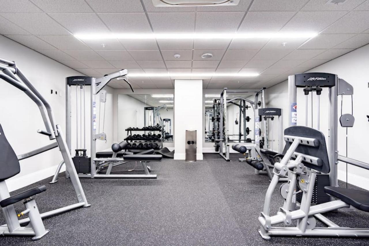 Hostwise Stays - The Washington At Chatham - Free Parking, Private Gym, More! Pittsburgh Exteriör bild