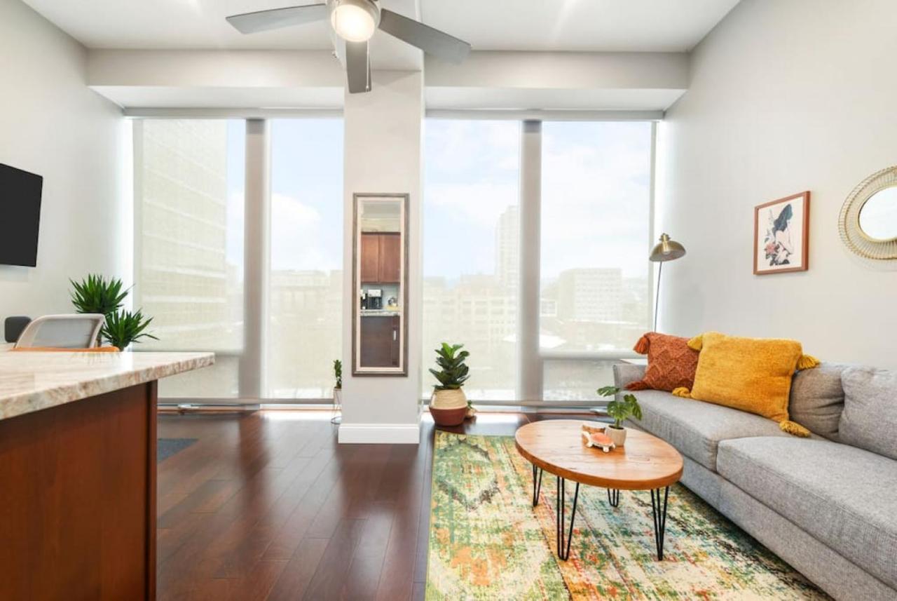 Hostwise Stays - The Washington At Chatham - Free Parking, Private Gym, More! Pittsburgh Exteriör bild