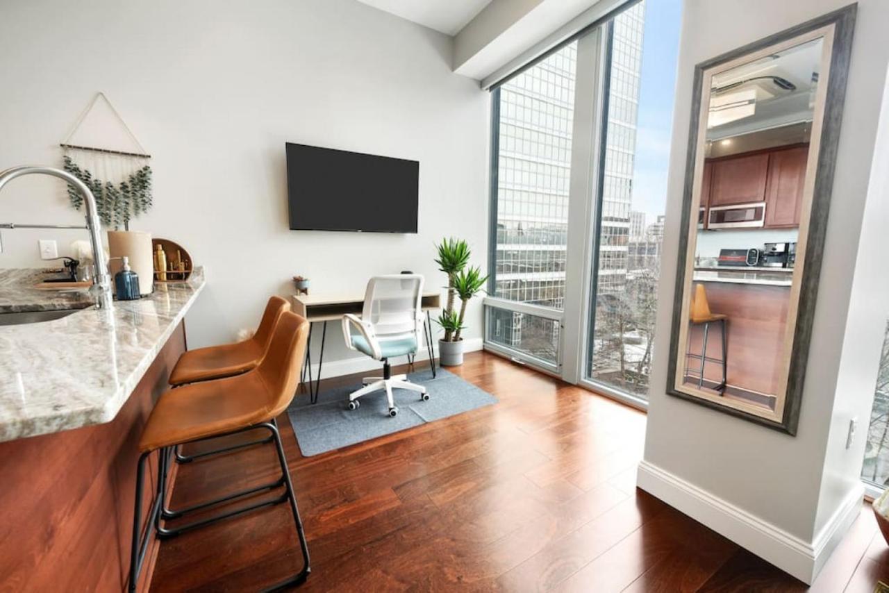 Hostwise Stays - The Washington At Chatham - Free Parking, Private Gym, More! Pittsburgh Exteriör bild